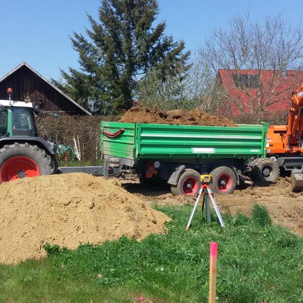 images/bagger_arbeiten/20180418-142803.jpg