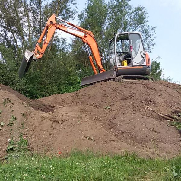 images/bagger_arbeiten/20170530-092150.jpg