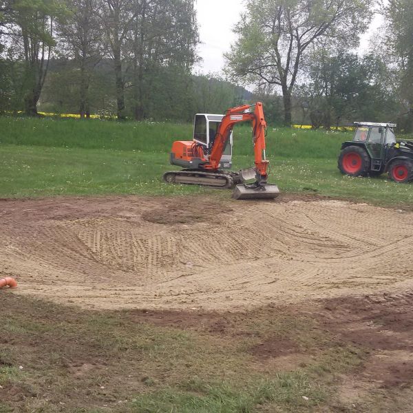 images/bagger_arbeiten/20160510-122918.jpg