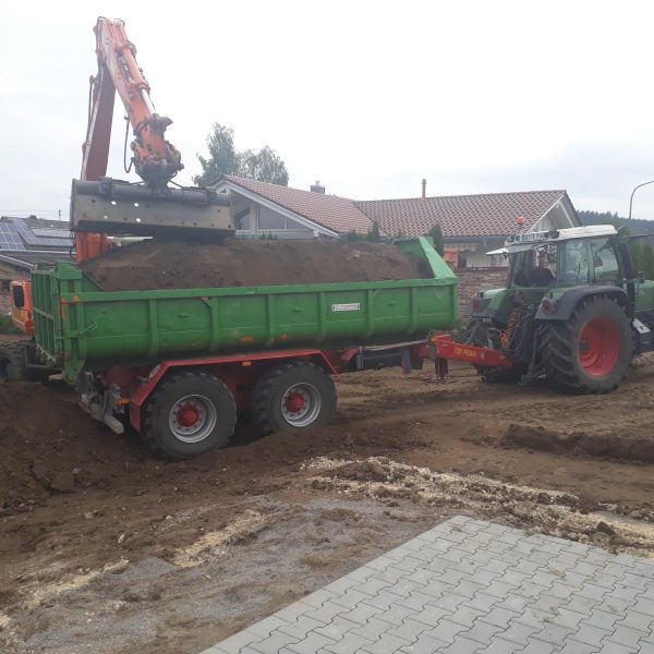 images/bagger_arbeiten/20190917-110651.jpg